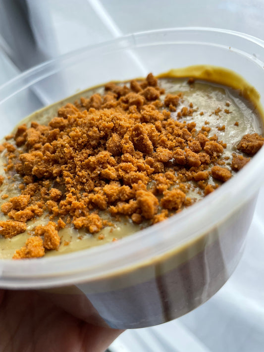 CHOCOLATE DUBAI PISTACHIO CREAM PROTEIN WEETBIX TUB