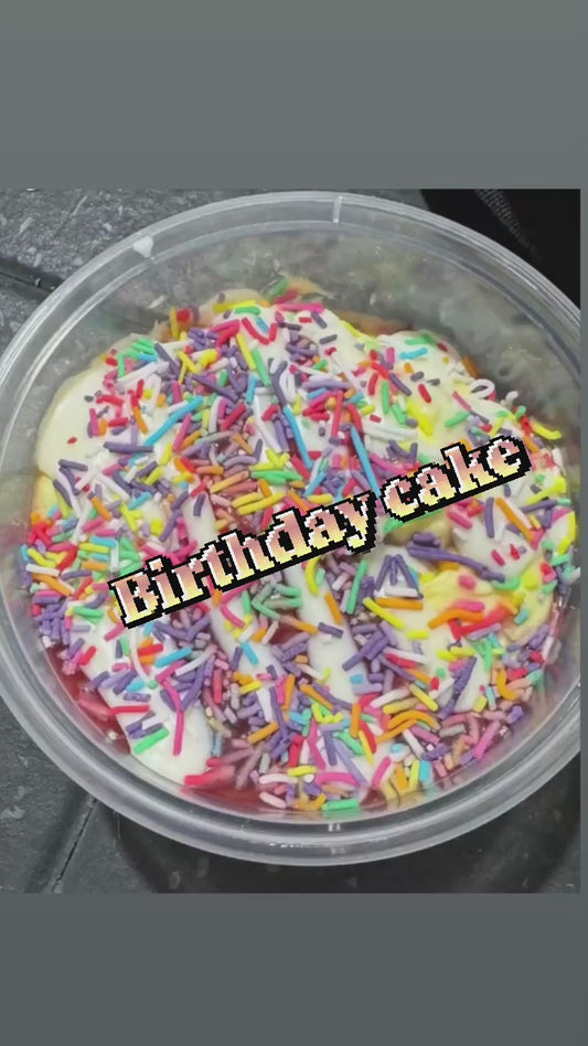 BIRTHDAY CAKE PROTEIN WEETBIX TUB